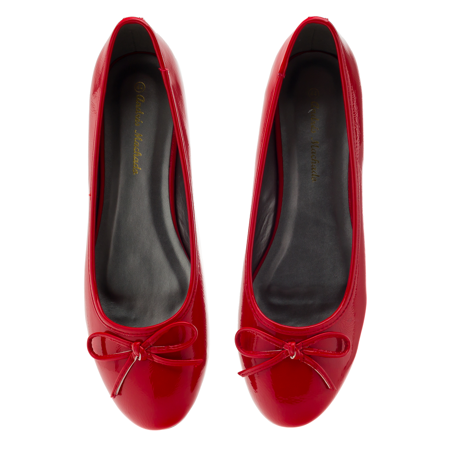 Red faux-patent leather Ballerinas with bow. 