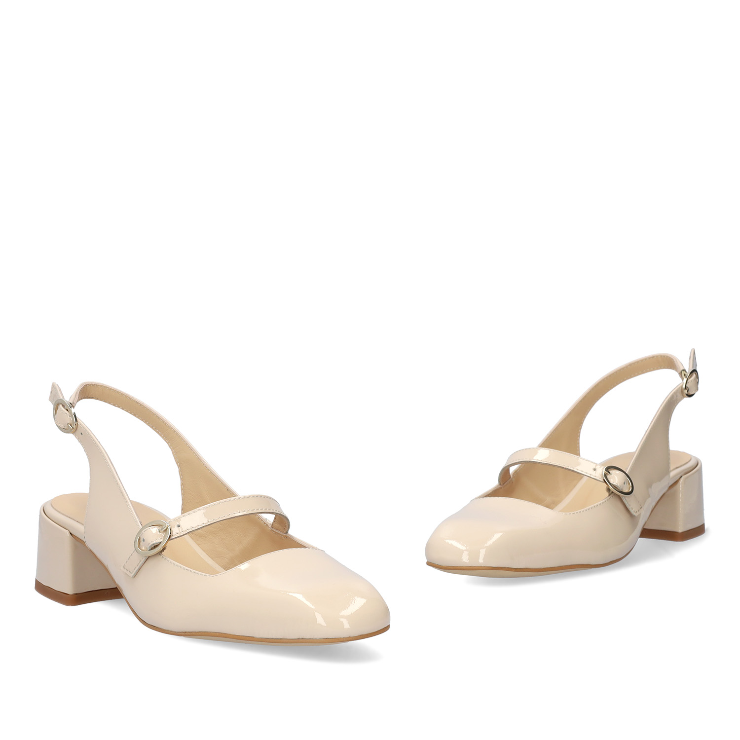 Heeled beige patent leather Mary Janes 