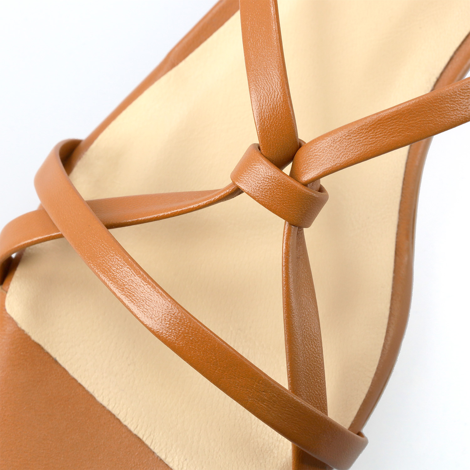 Sandale plate en cuir marron 